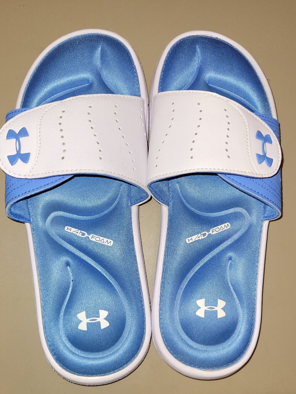 Under Armour White and Light Blue Velcro Slide Sandals. Size 10.